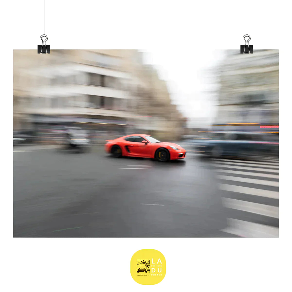 Posters Porsche. découvrez notre sélection de posters de Porsche de la Boutique du Poster Français et Yann Peccard, pour une décoration murale automobile unique et originale