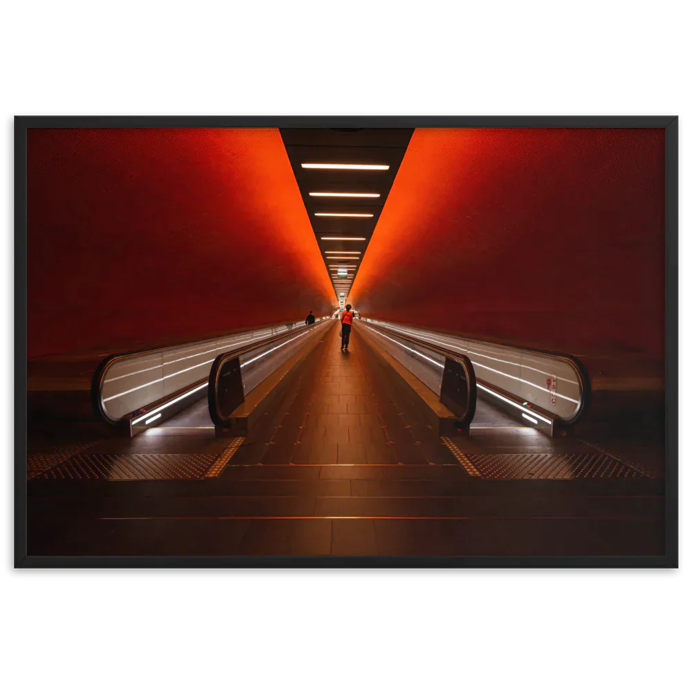 Posters et affiche métro. Plongez dans l'univers des affiches de métro grâce aux posters muraux en photographie de la Boutique du Poster Français et du photographe Yann Peccard, pour un décor original et authentique