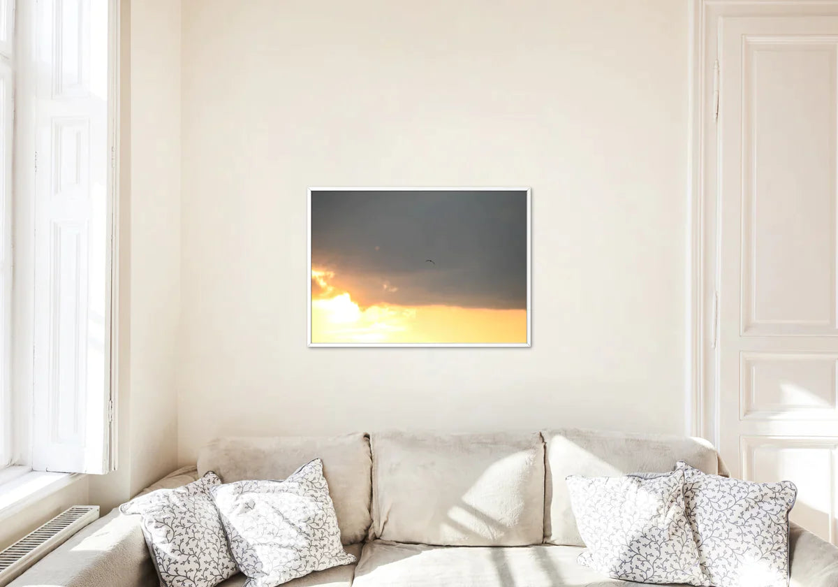 Posters coucher de soleil .Capturer la magie des couchers de soleil avec notre sélection de posters de coucher de soleil de la Boutique du Poster Français et Yann Peccard, pour une décoration murale qui évoque la beauté éphémère de la nature