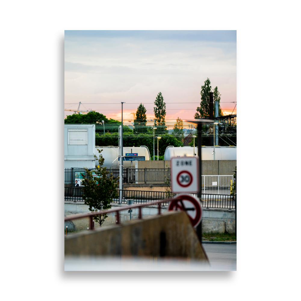 Gare de Villeneuve Saint Georges au coucher du soleil