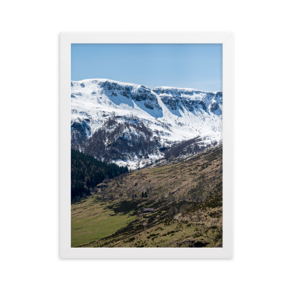 Poster d'un paysage magnifique du Cantal en France.