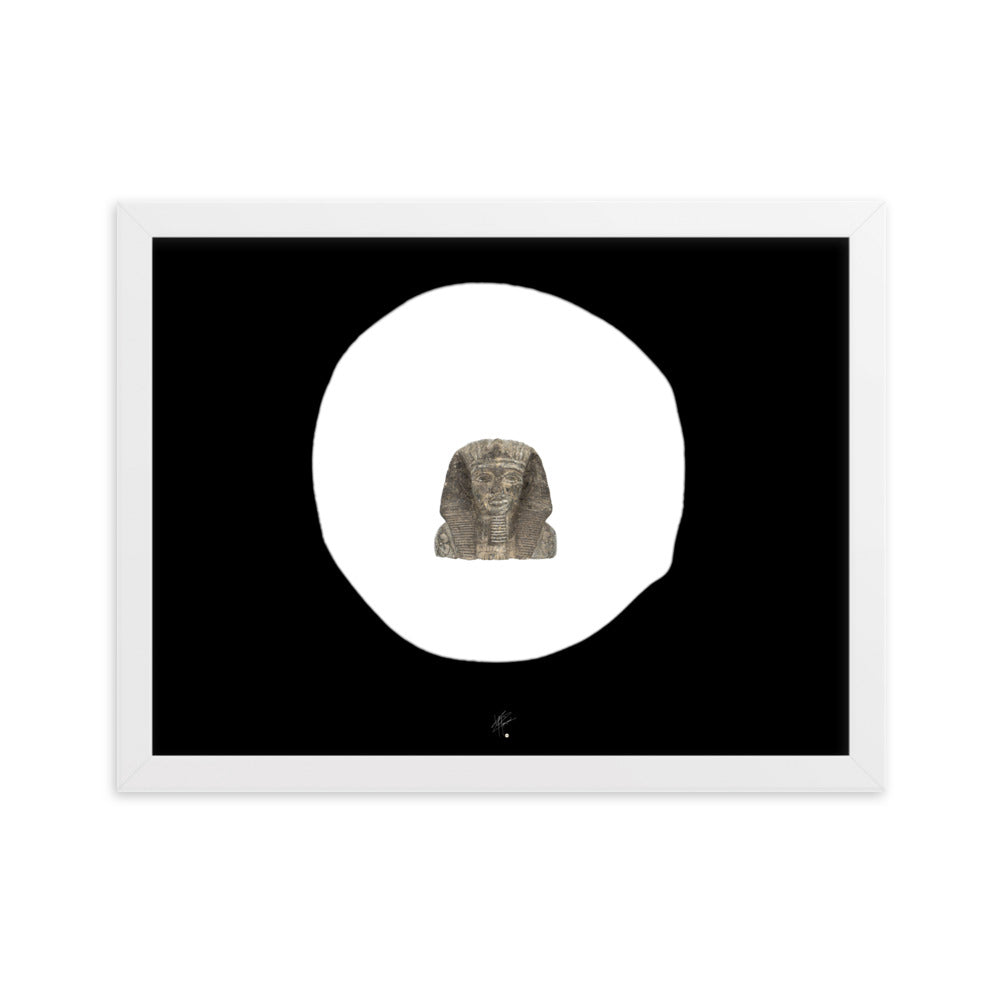 Poster encadré 'Buste Égyptien' mettant en avant un buste antique dans un éclairage moderne.