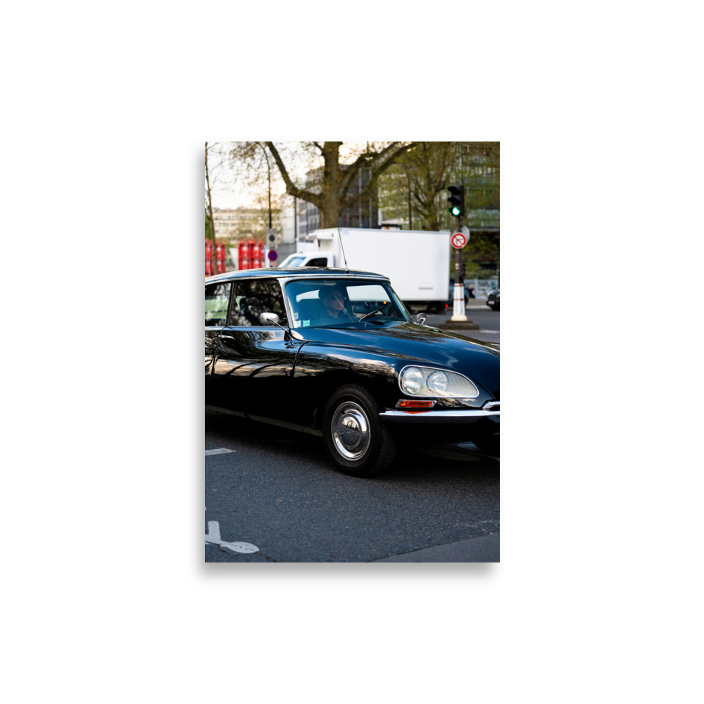 Poster - Citroën DS N02 – Photographie de vielle voiture – Poster photographie, photographie murale et des posters muraux unique au monde. La boutique de posters créée par Yann Peccard un Photographe français.