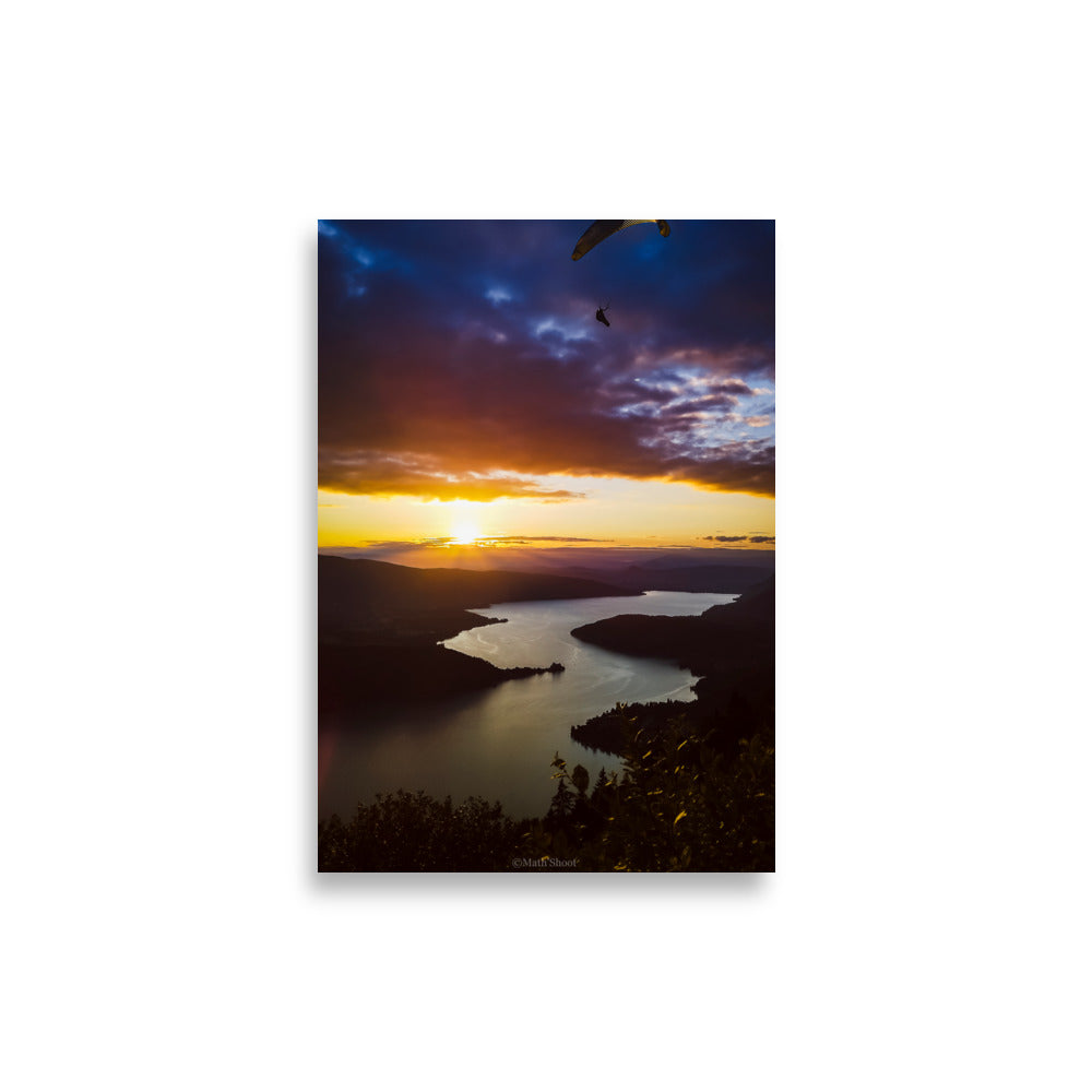 Photographie 'Amazone' par Math_Shoot, illustrant un coucher de soleil magnifique sur un paysage naturel, une véritable évasion visuelle.