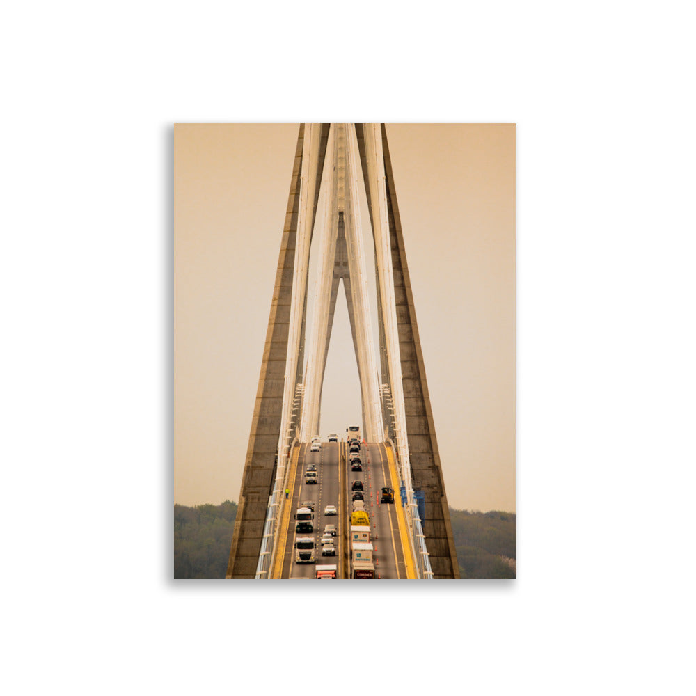 Poster Pont de Normandie - Une représentation artistique de ce chef-d'œuvre architectural, symbole de l'élégance normande.