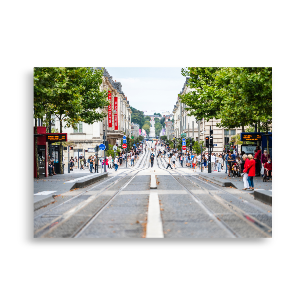 Poster - Rue Nationale de Tours – Photographie de rue à Tours – De la photographie murale et des posters unique au monde. La boutique de posters créée par Yann Peccard un Photographe français.