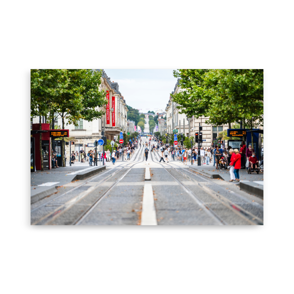 Poster - Rue Nationale de Tours – Photographie de rue à Tours – De la photographie murale et des posters unique au monde. La boutique de posters créée par Yann Peccard un Photographe français.