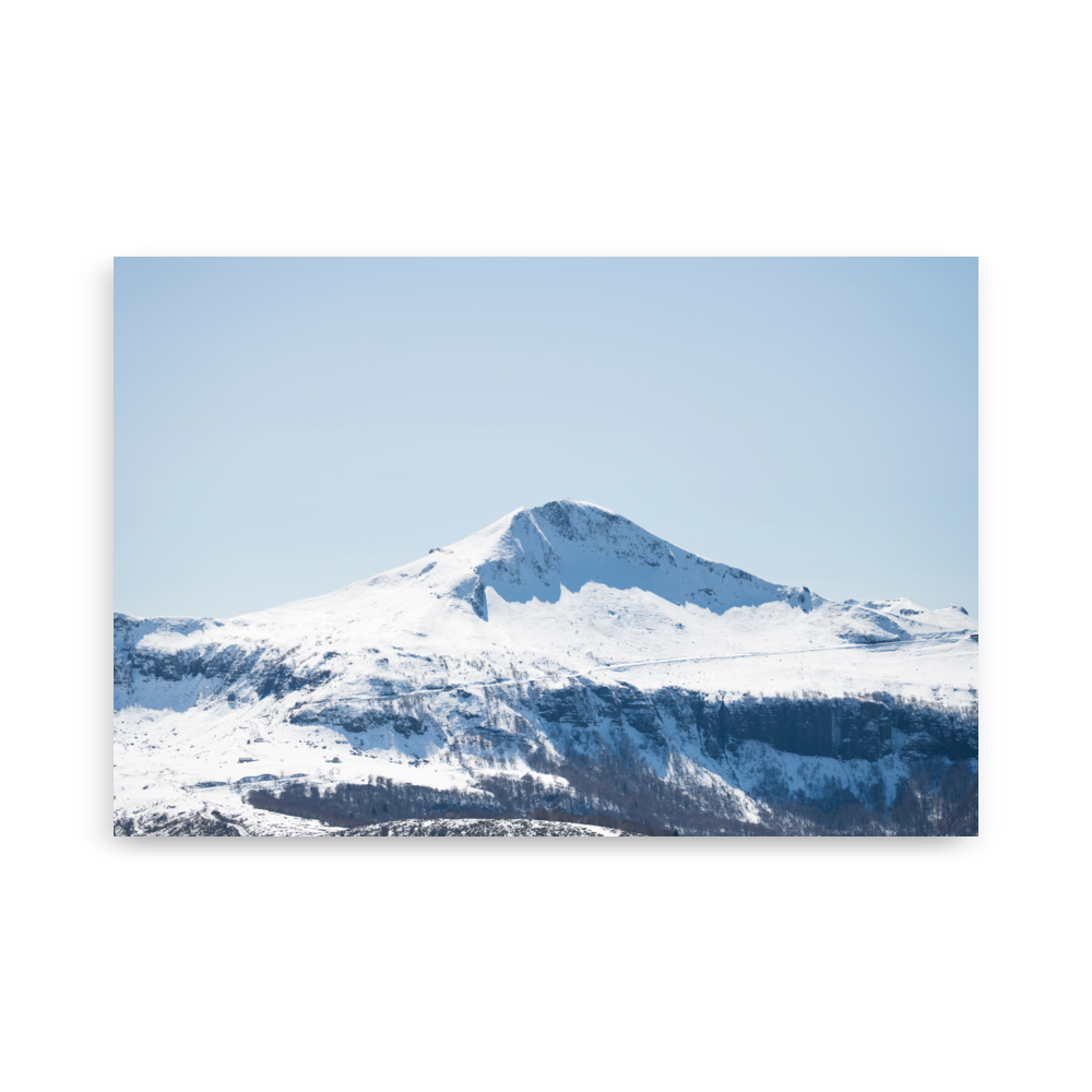 Poster de la photographie "Montagnes du Cantal N08", représentant un magnifique paysage montagneux du Cantal.