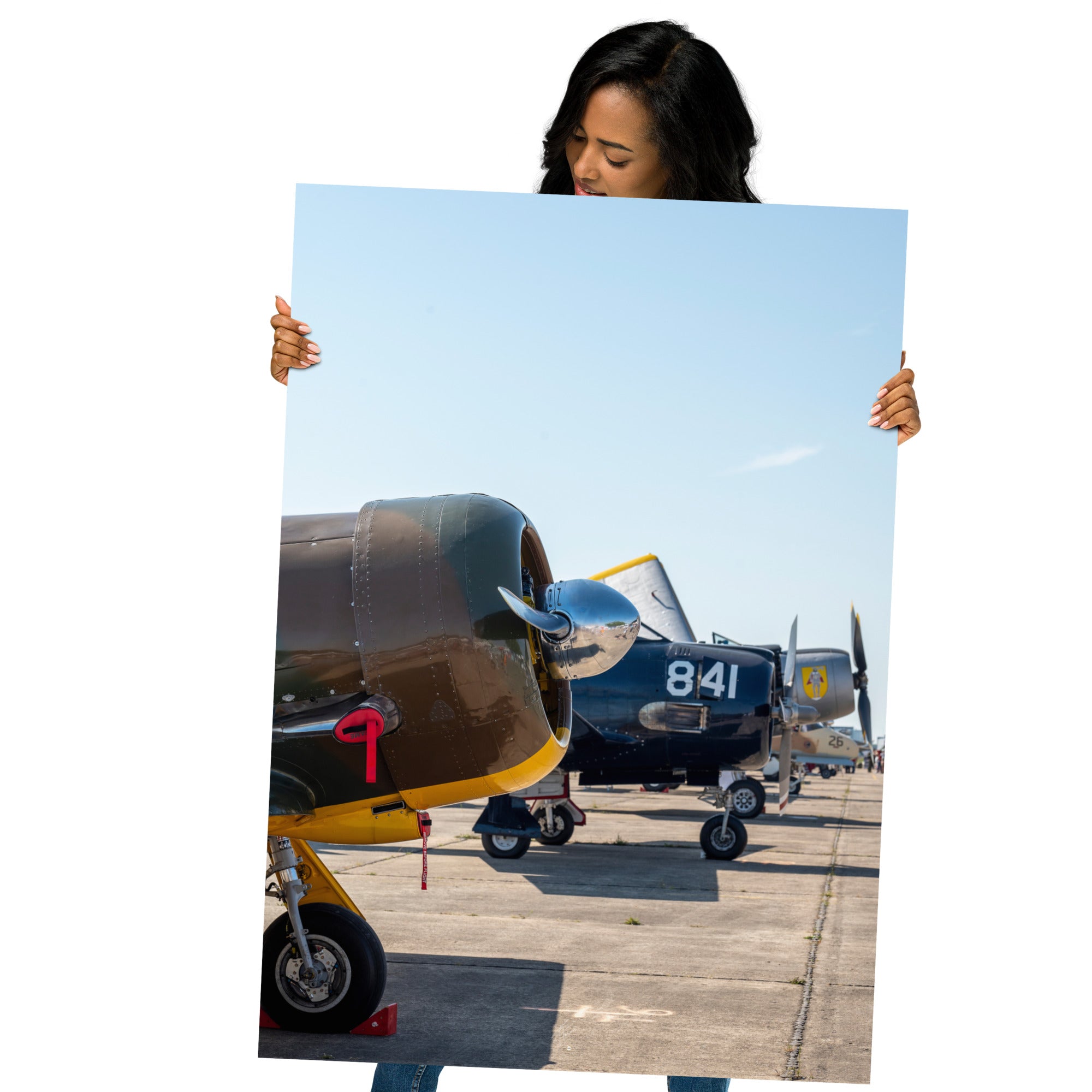 Photographie impressionnante 'Aviation' dépeignant un alignement d'avions de guerre vintage, imprimée sur un papier d'excellence.