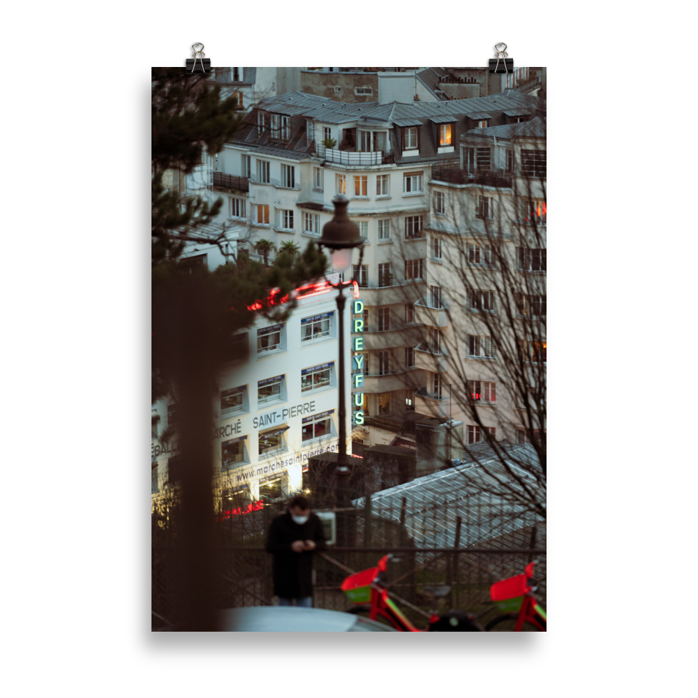 Poster mural - Montmartre N03 – Photographie de Paris – Poster photographie, photographie murale et des posters muraux unique au monde. La boutique de posters créée par Yann Peccard un Photographe français.