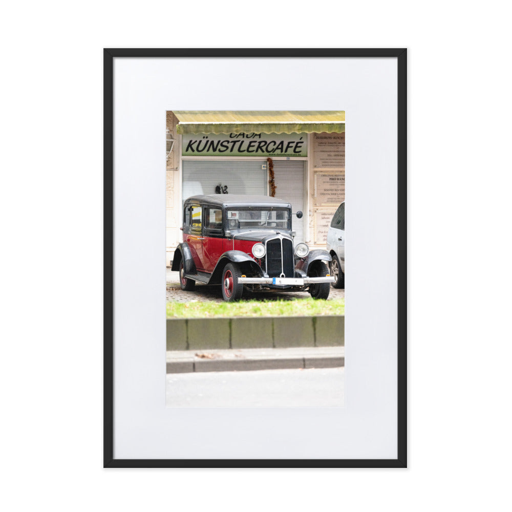 Poster 'Renault Monaquatre' présentant une photographie de la voiture classique Renault Monaquatre.