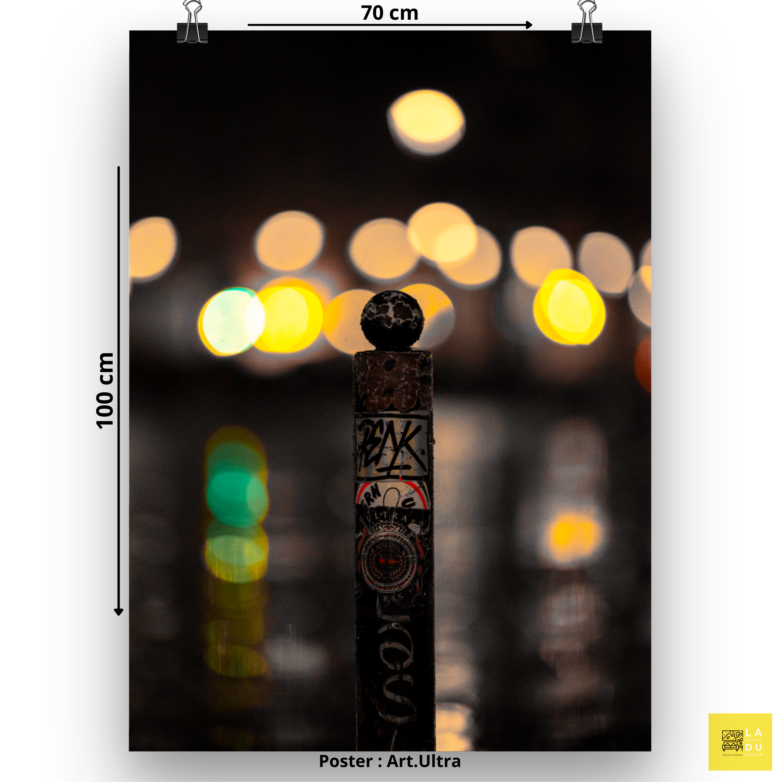 Poster géant 70x100 70 x 100 cm Bokeh - Flou - Paris - Nuit Poster XXL 70x100 70 x 100 cm 61x91 61 x 91 cm 50x70 50 x 70 cm UN PHOTOGRAPHE, une bibliothèque de photos unique au monde. Streetphotographer français photographe de rue français pour des images exclusives. Pecpicture La Boutique Du Poster Posters et affiches, Cadres photo, Poster personnalisé