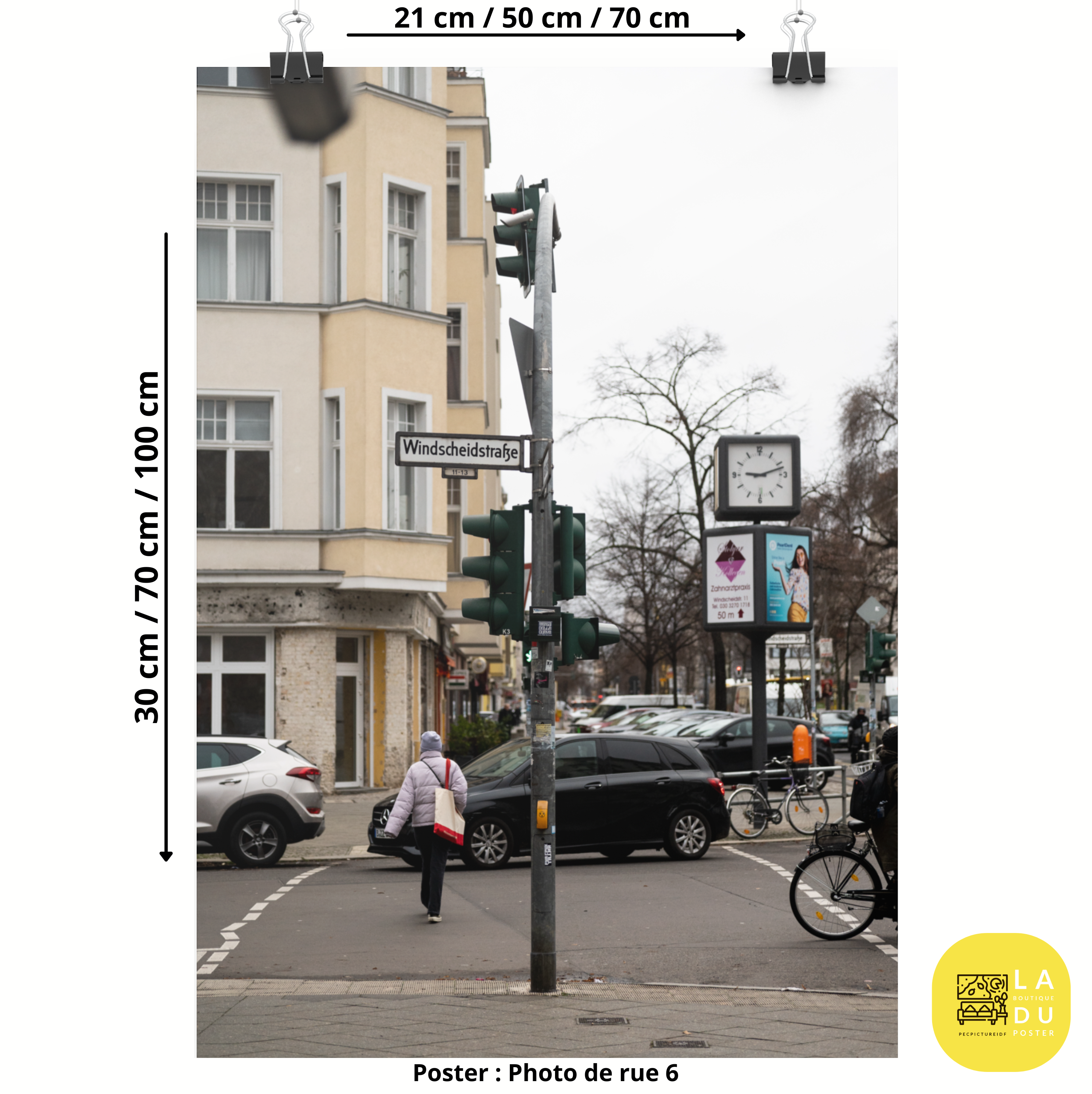 Poster mural - Photo de rue N06 – Photographie de rue de ville à Berlin – Poster photo, poster XXL, photographie murale et des posters muraux unique au monde. La boutique de posters créée par Yann Peccard un Photographe français.