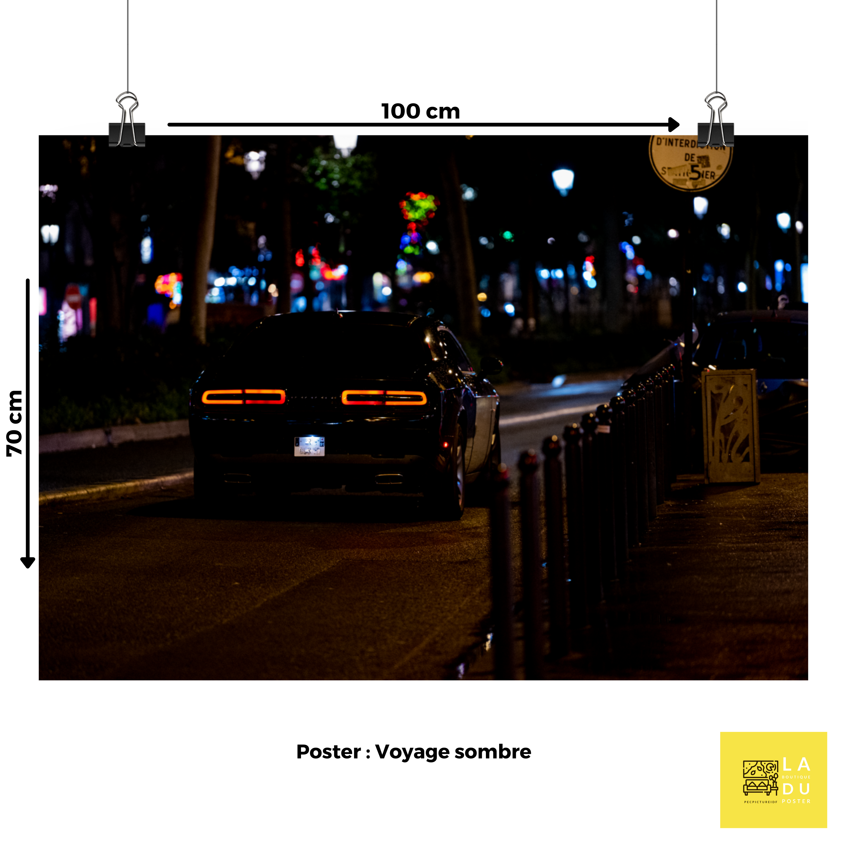 Poster mural - Dodge Challenger – Photographie de voiture la nuit – Poster photographie, photographie murale et des posters muraux unique au monde. La boutique de posters créée par Yann Peccard un Photographe français.