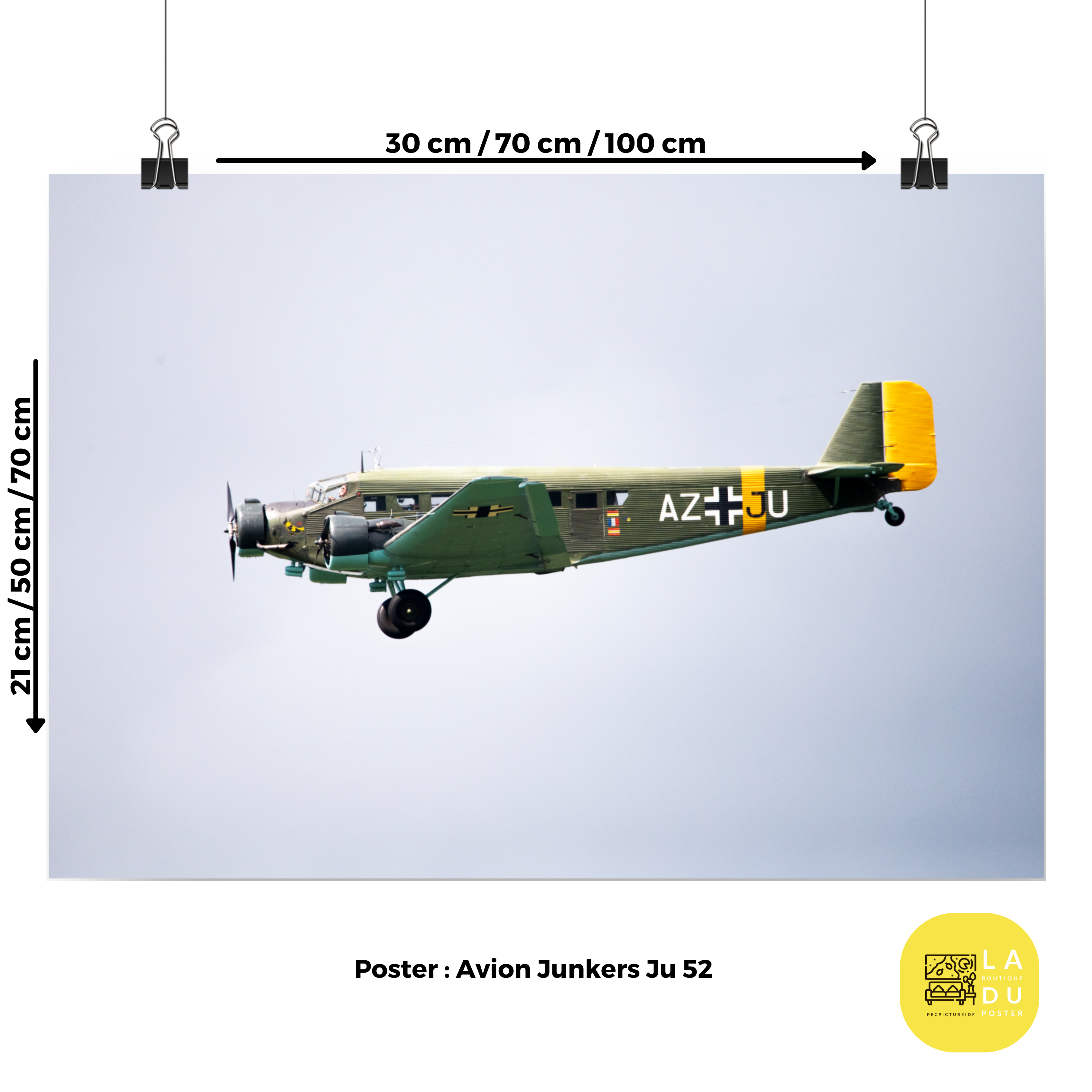 Poster mural - Avion Junkers Ju 52 – Photographie d'avion – Poster photo, poster XXL, Photo d’art, photographie murale et des posters muraux des photographies de rue unique au monde. La boutique de posters créée par un Photographe français.