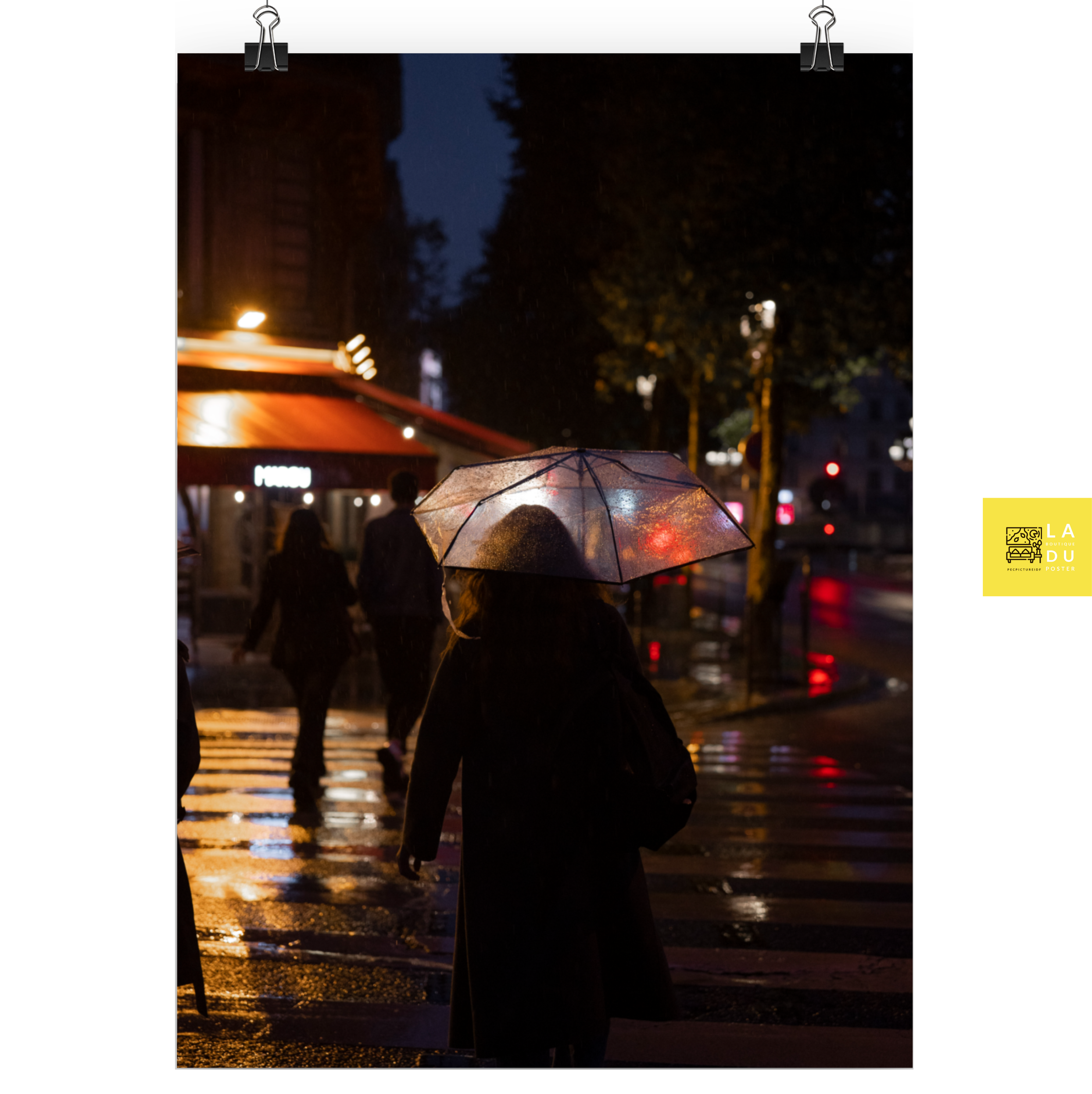 Paris sous la pluie - Poster - La boutique du poster Français