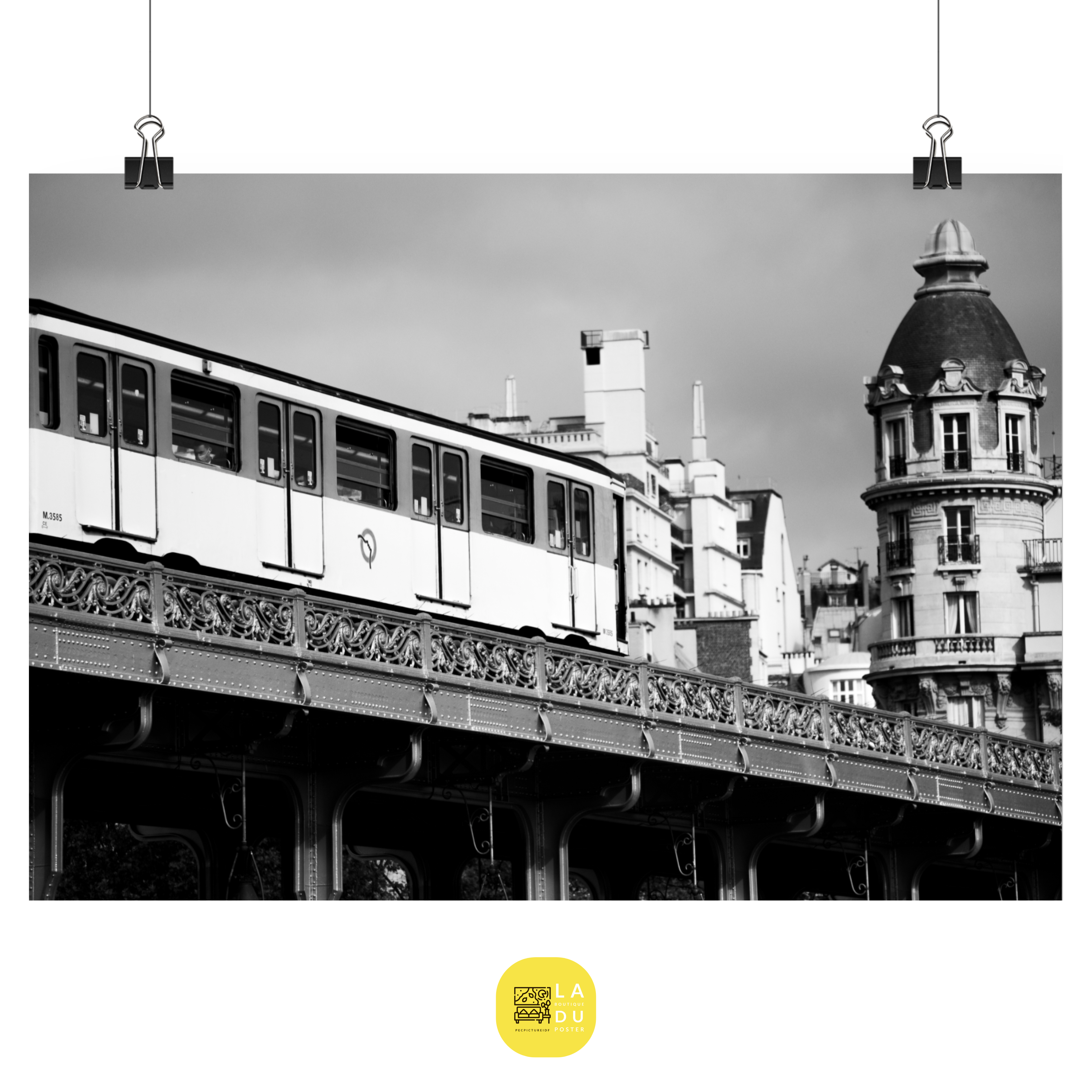 Poster - Métro parisien 1 – Photo en Noir et blanc – Décoration murale pas cher à partir de 24,99€ , décoration murale, poster XXL, Photos d’arts, photographie murale, Posters muraux unique au monde. La boutique de posters créée par un Photographe français