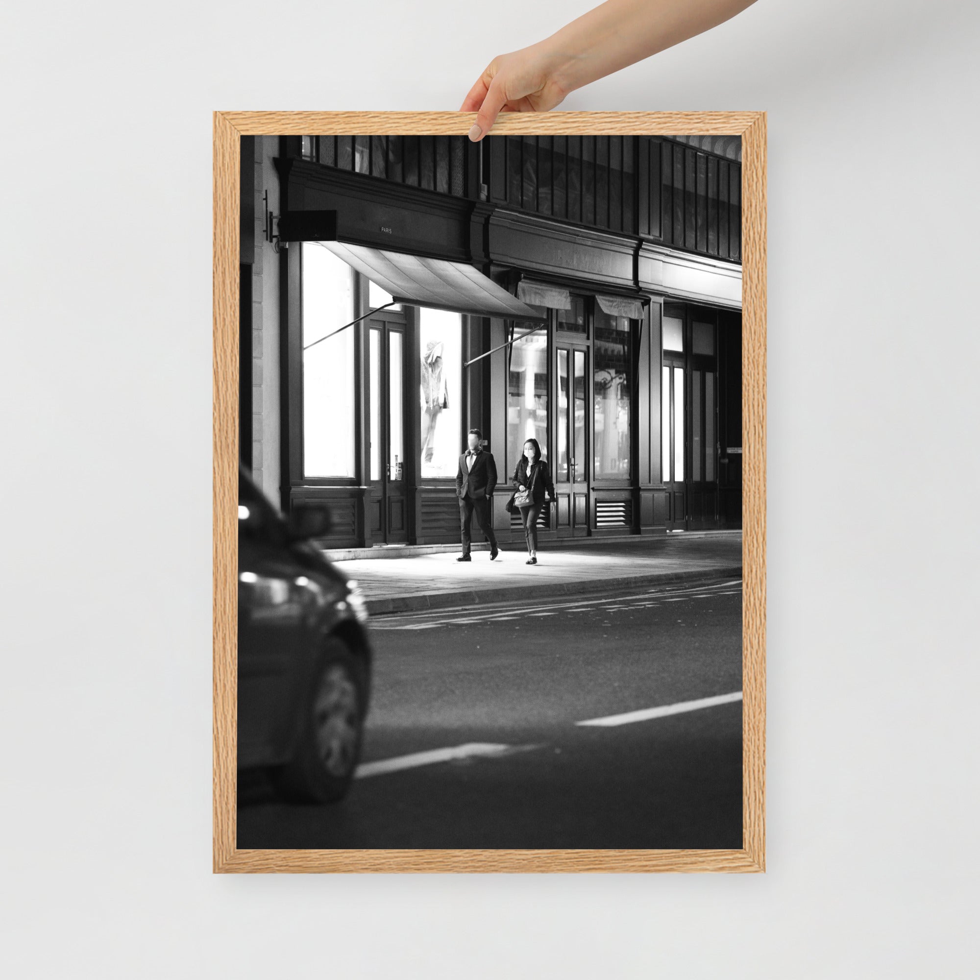 Poster mural - Vitrine N02 – Photographie de rue en noir et blanc – Poster photographie, photographie murale et des posters muraux unique au monde. La boutique de posters créée par Yann Peccard un Photographe français.