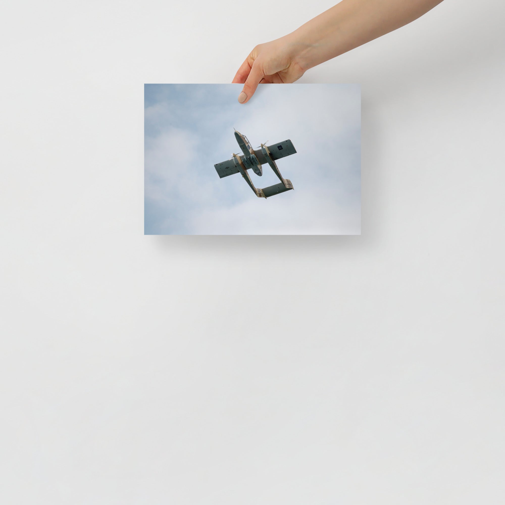 Poster mural - Ov-10 bronco – Photographie d'avion de guerre – Poster photo, poster XXL, photographie murale et des posters muraux unique au monde. La boutique de posters créée par Yann Peccard un Photographe français.