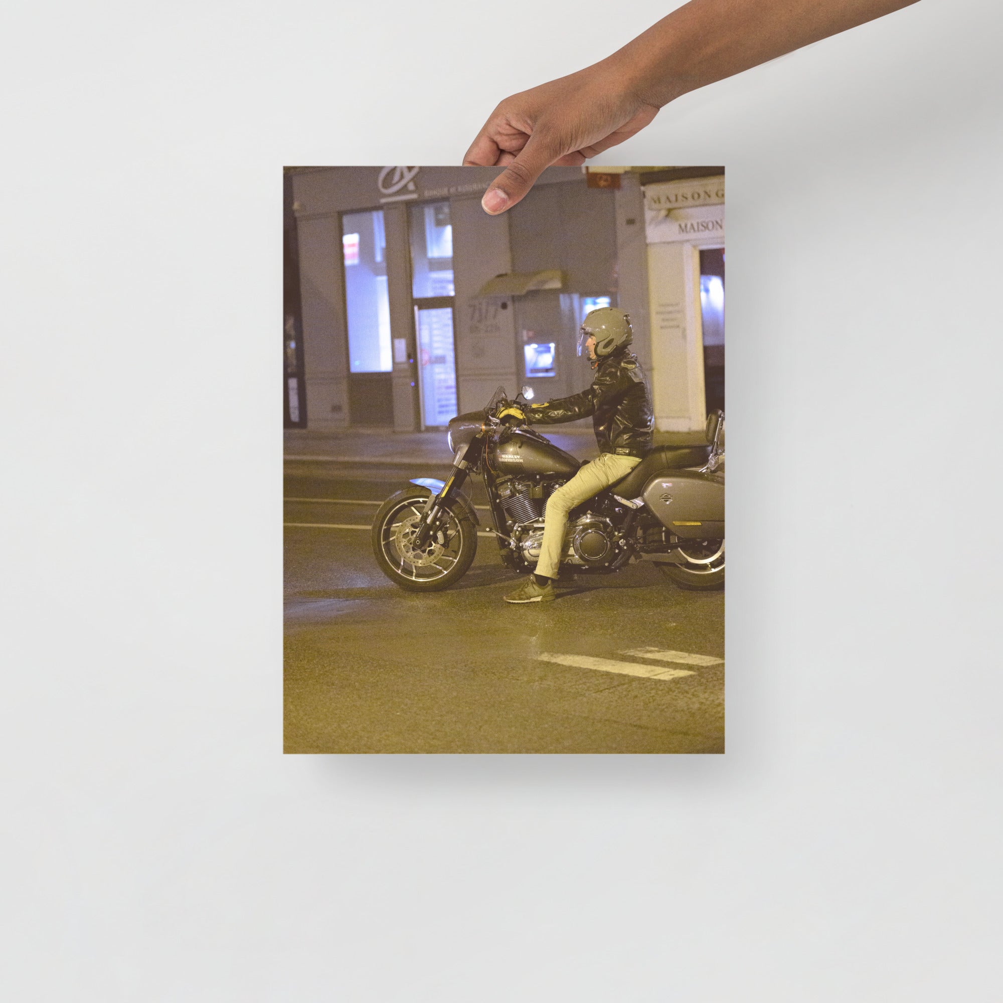 Poster mural - Harley Davidson – Photographie de rue – Poster photo, poster XXL, Photo d’art, photographie murale et des posters muraux des photographies de rue unique au monde. La boutique de posters créée par un Photographe français.