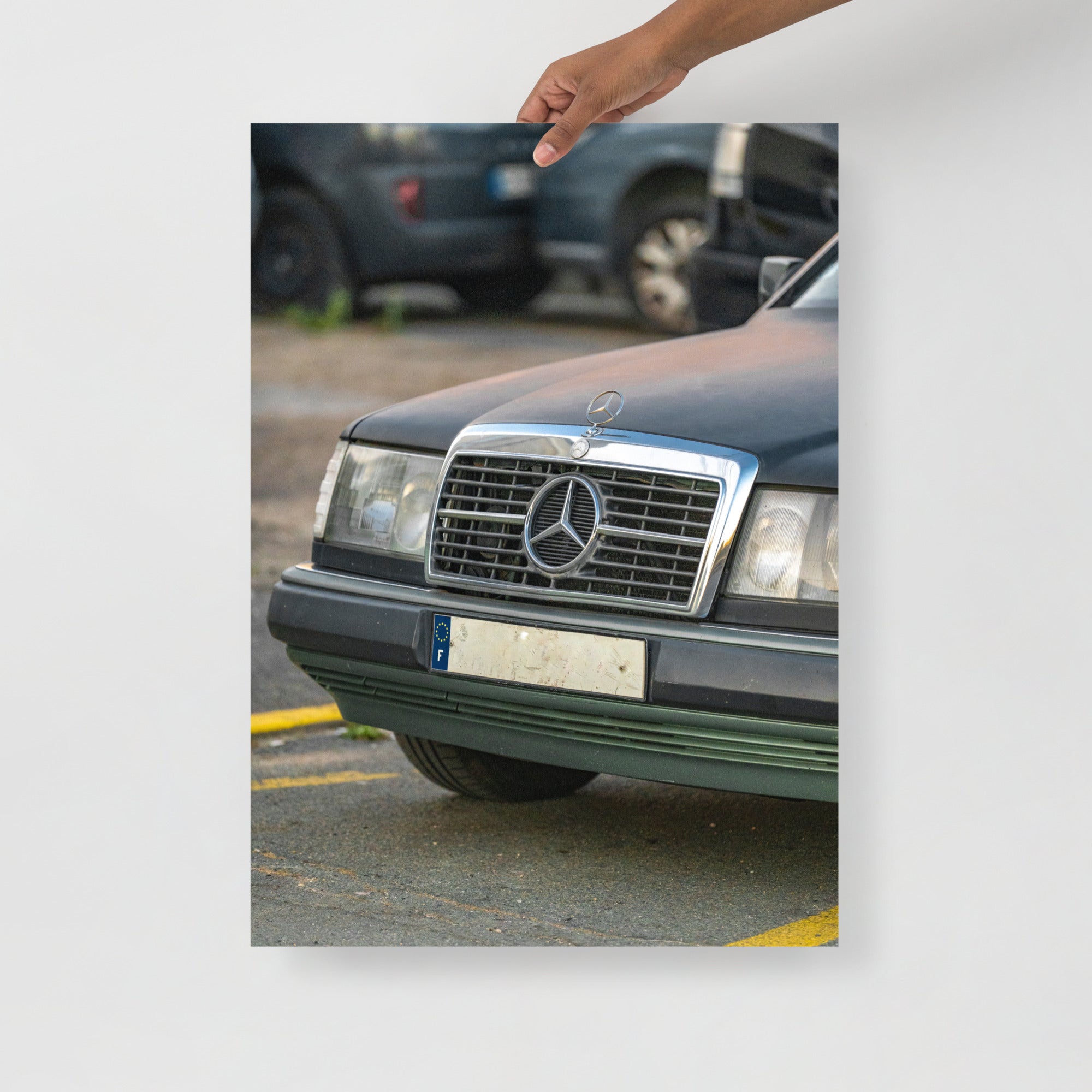 Poster mural - Mercedes Benz vintage – Photographie de vielle voiture – Poster photo, poster XXL, photographie murale et des posters muraux unique au monde. La boutique de posters créée par Yann Peccard un Photographe français.