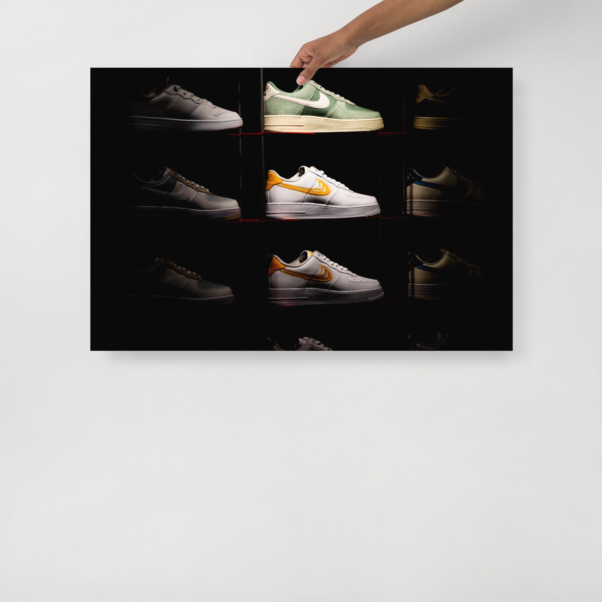 Poster mural - Vitrine Nike – Photographie d'art – Poster photographie, photographie murale et des posters muraux unique au monde. La boutique de posters créée par Yann Peccard un Photographe français.