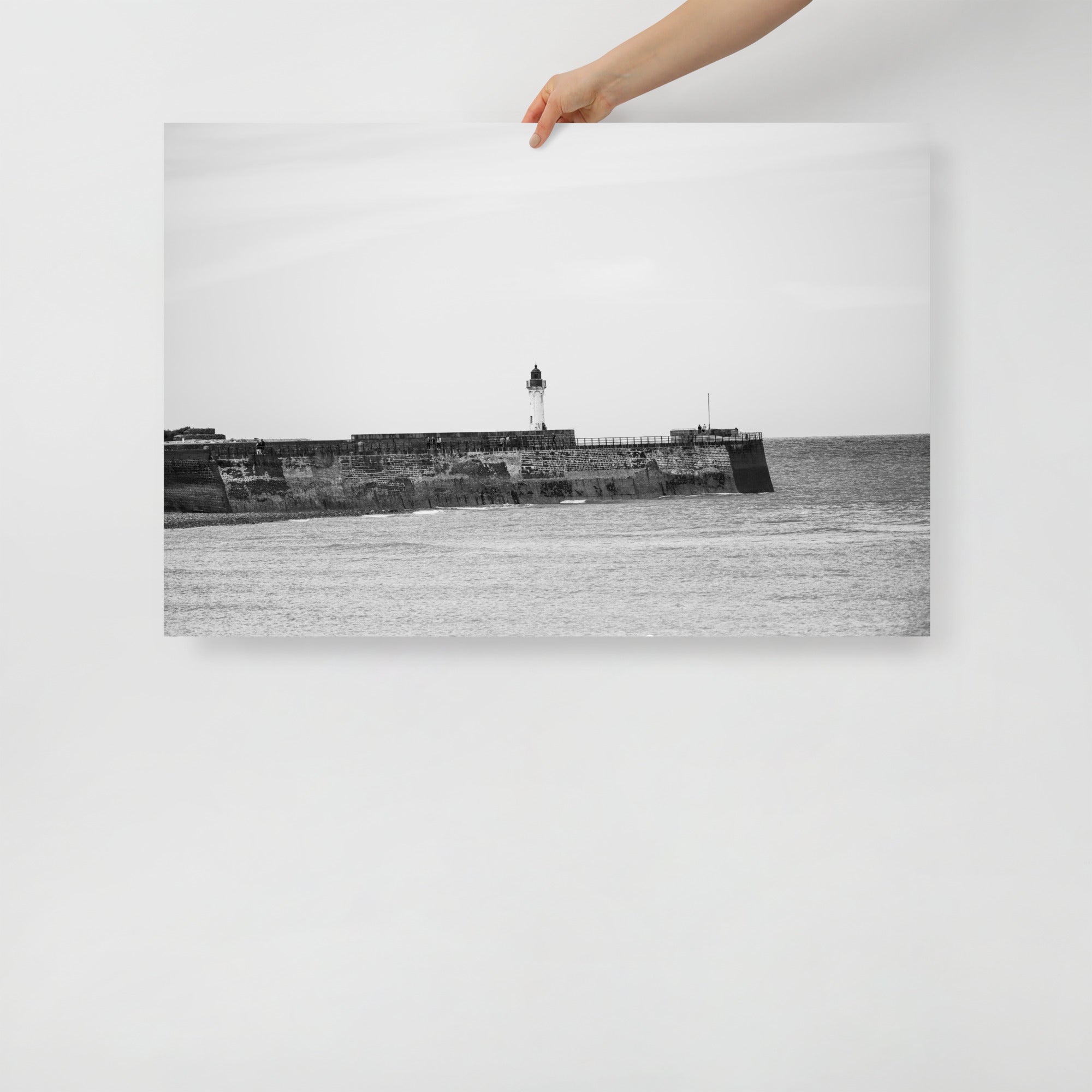Poster mural - Phare de Normandie – Photographie de paysage – Poster photo, poster XXL, photographie murale et des posters muraux unique au monde. La boutique de posters créée par Yann Peccard un Photographe français.
