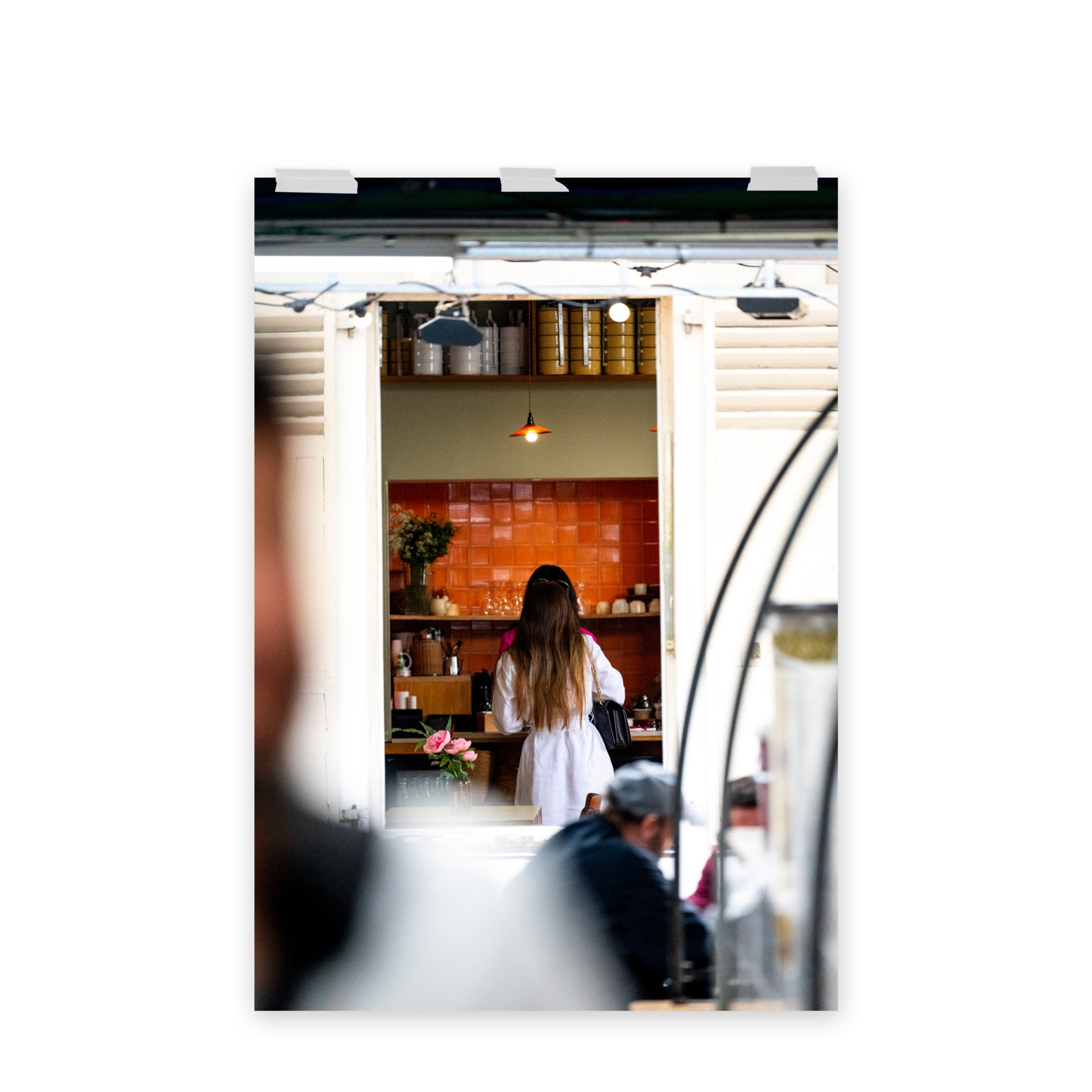 Poster mural - Le Marché des enfants rouges – Photographie de rue à Paris – Poster photo, poster XXL, Photo d’art, photographie murale et des posters muraux des photographies de rue unique au monde. La boutique de posters créée par un Photographe français.