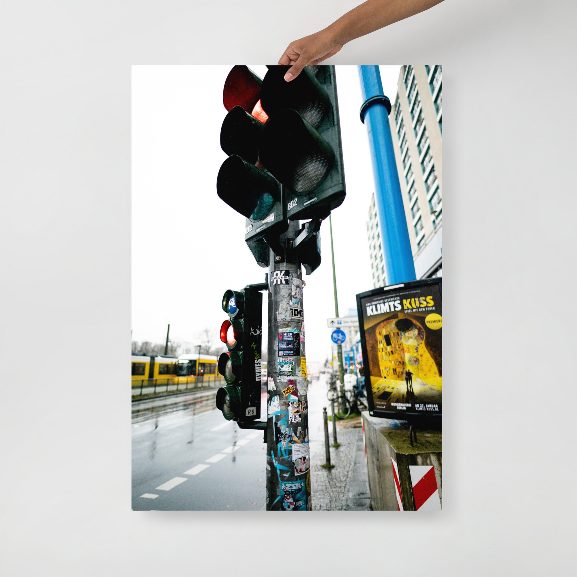 Poster mural - Art de rue N11 – Photographie de rue à Berlin – Poster photo, poster XXL, Photo d’art, photographie murale et des posters muraux e des photographies de rue unique au monde. La boutique de posters créée par un Photographe français.