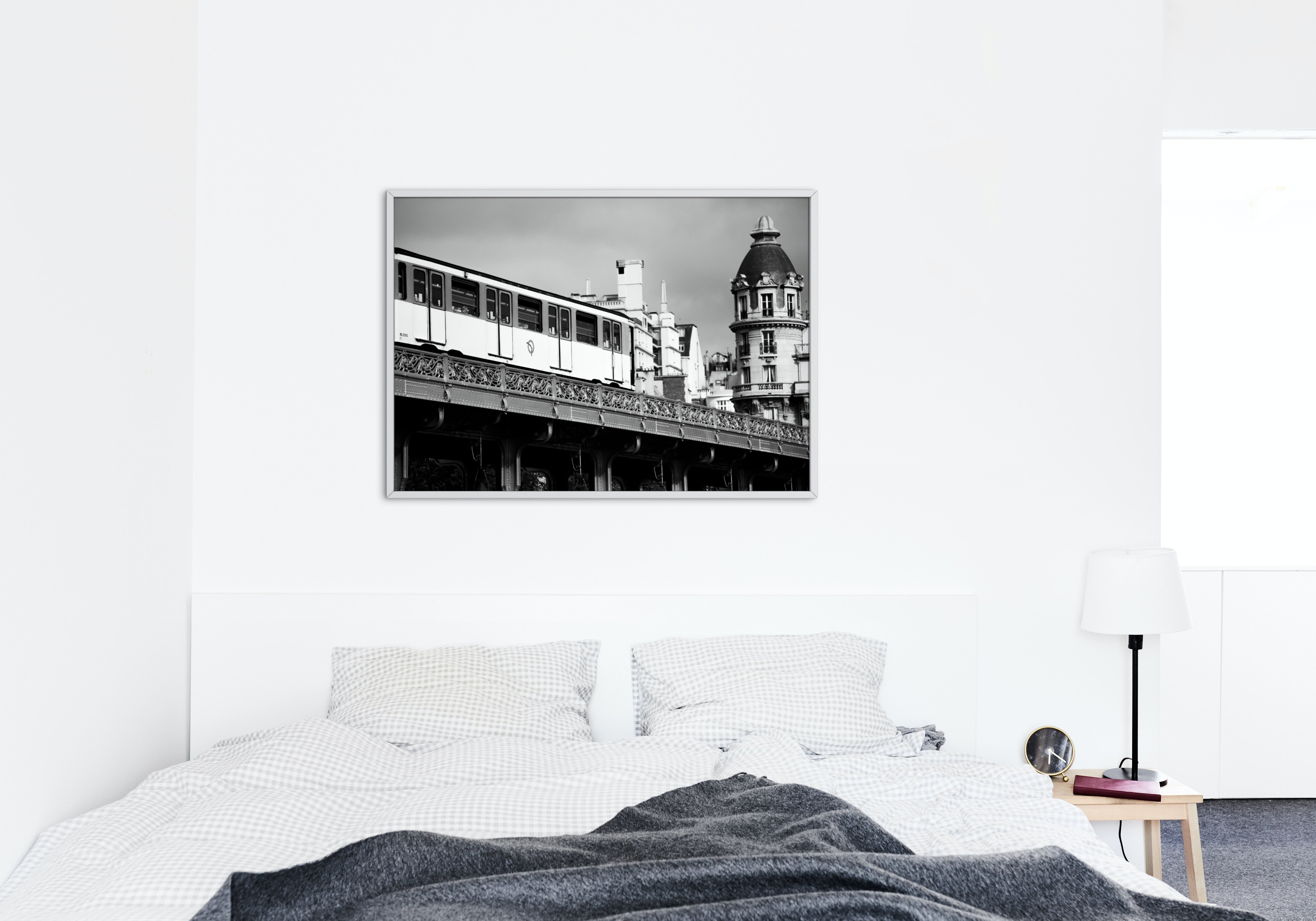 Poster - Métro parisien 1 – Photo en Noir et blanc – Décoration murale pas cher à partir de 24,99€ , décoration murale, poster XXL, Photos d’arts, photographie murale, Posters muraux unique au monde. La boutique de posters créée par un Photographe français